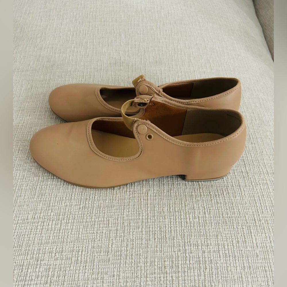 Tan So Danca Tap Shoes - Picture 3 of 8
